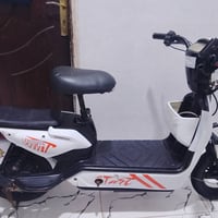 دراجه شحن حجم 14 للبيع السعر 200 وبيهه مجال الرقم   07707540062