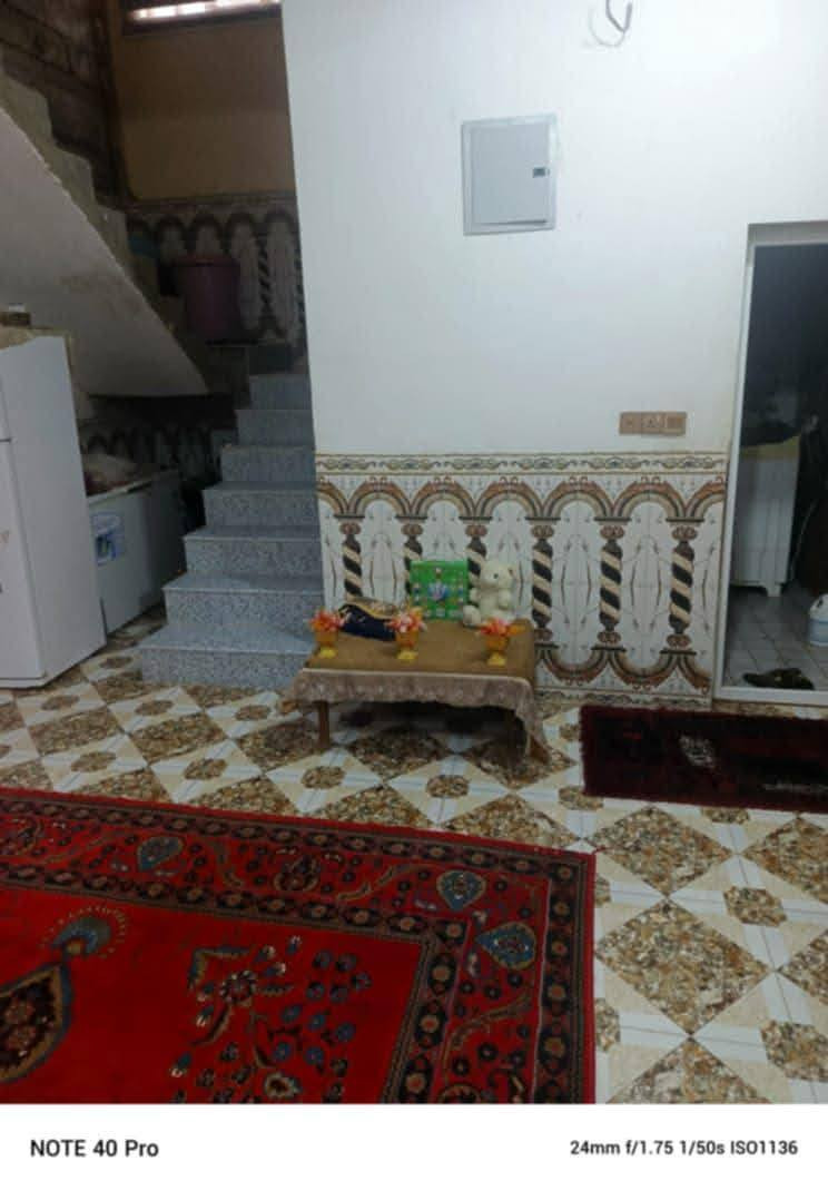 دار للبيع
مساحه 300م
مكان الديوم بل 16الف
مقابل شارع 60
يتكون من غرفتين نوم 
صاله واستقبال ومطبخ +صحيات داخليه وخارجيه 
سعر ب١٢٥وبيه مجال 
للاستفسار عل هذا الرقم ***********.
