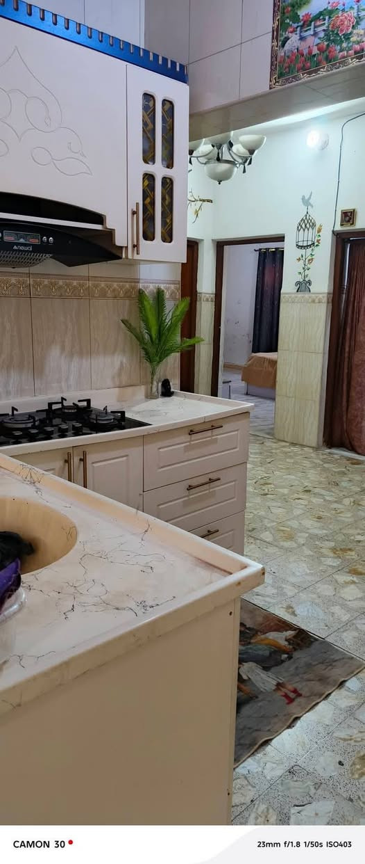 يا الله
بيت المساحه ١٦٥ طابو زراعي دور الحجر خلف المعلب ع شارع السنيه مباشر بناء طابوق صب مسلح 
استقبال وصاله وغرفتين وصحيات داخليه وخارجيه وگراج سياره 
للاستفسار‏‪***********‬‏
