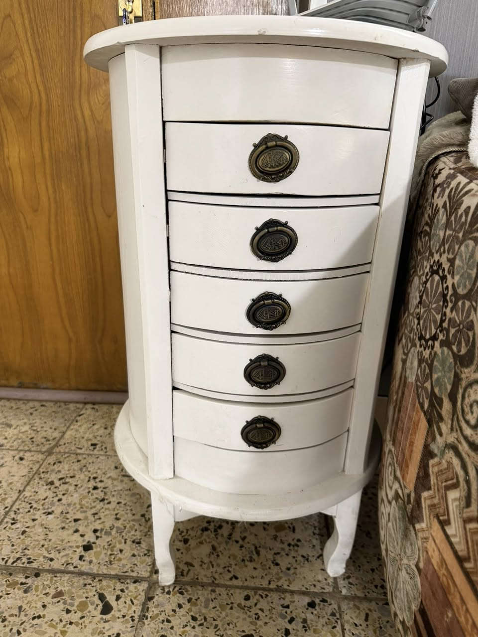 اغراض منزلية للبيع نضافة 99‎%‎


**إذا كنت صاحب هذا الإعلان وتريد حذفه لأي سبب، رجاءا أرسل رسالة إلى الدعم الفني**