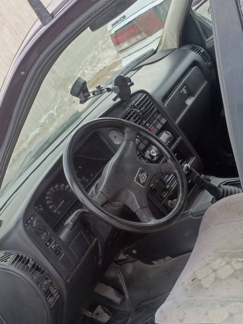 اوبل اوميكا ستيشن 1991
السياره نضيفه معمره جديد 

كير محرك مكفول 

مصبوغه عام أثر جراد بدون ضربه وبدون خياس

كهربائيات فول نقص كلوب مابيها 

 #هزه_جديده_رقم_دولي

السياره باسمي تحويل مباشر 

السعر 33$ بيه مجال بسيط 👋

***********
