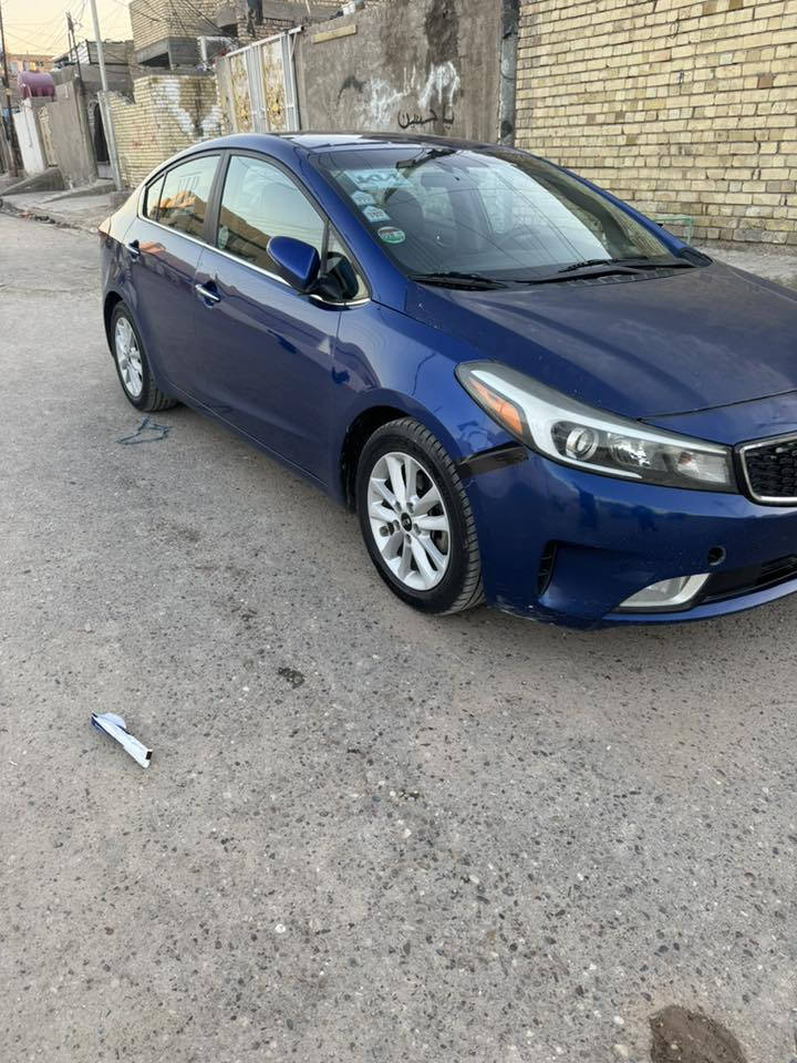 السلام عليكم
فورتي امريكي 

رقم بغداد

موديل 2017

ماشيه 120

حادث فقط بنيد شرط بدون داخل

بدون ارباك كفاله

مكينه 2000 دوش

فول مواصفات عدا الفتحه

السياره كفاله عامه من كلشي عدا البنيد 

مكاني بغداد حي اور 

السعر 118

موبايل 

***********
