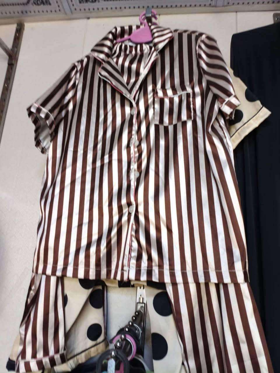 تصفية ملابس محل
اي قطعه داخل المحل ع 5الاف 

جميع الملابس جديدة وليس فيها اي عيوب

المكان عفك جسر المستشفى قرب اسواق العائله


**إذا كنت صاحب هذا الإعلان وتريد حذفه لأي سبب، رجاءا أرسل رسالة إلى الدعم الفني**