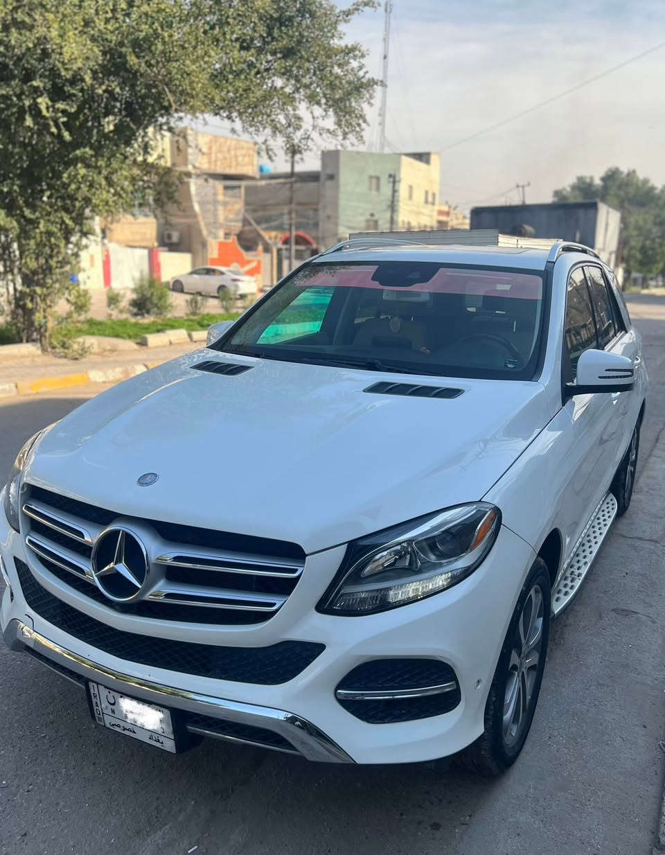 السلام عليكم 
للبيع مرسيدس GLE400  موديل 2019 السياره بعدها زيرو ماشيه14 الف اني مستوردها بموديلها رقم بغداد باسمي 
داخله كلين بدون حادث 
وبيها حادث مسبق مرشوشه صفحه بامريكا 
وبيها مشكله بالتورباين 
للبيع السعر 280 وبيها مجال بسيط 

***********
علما السياره صايره عليه ب6 شدات

