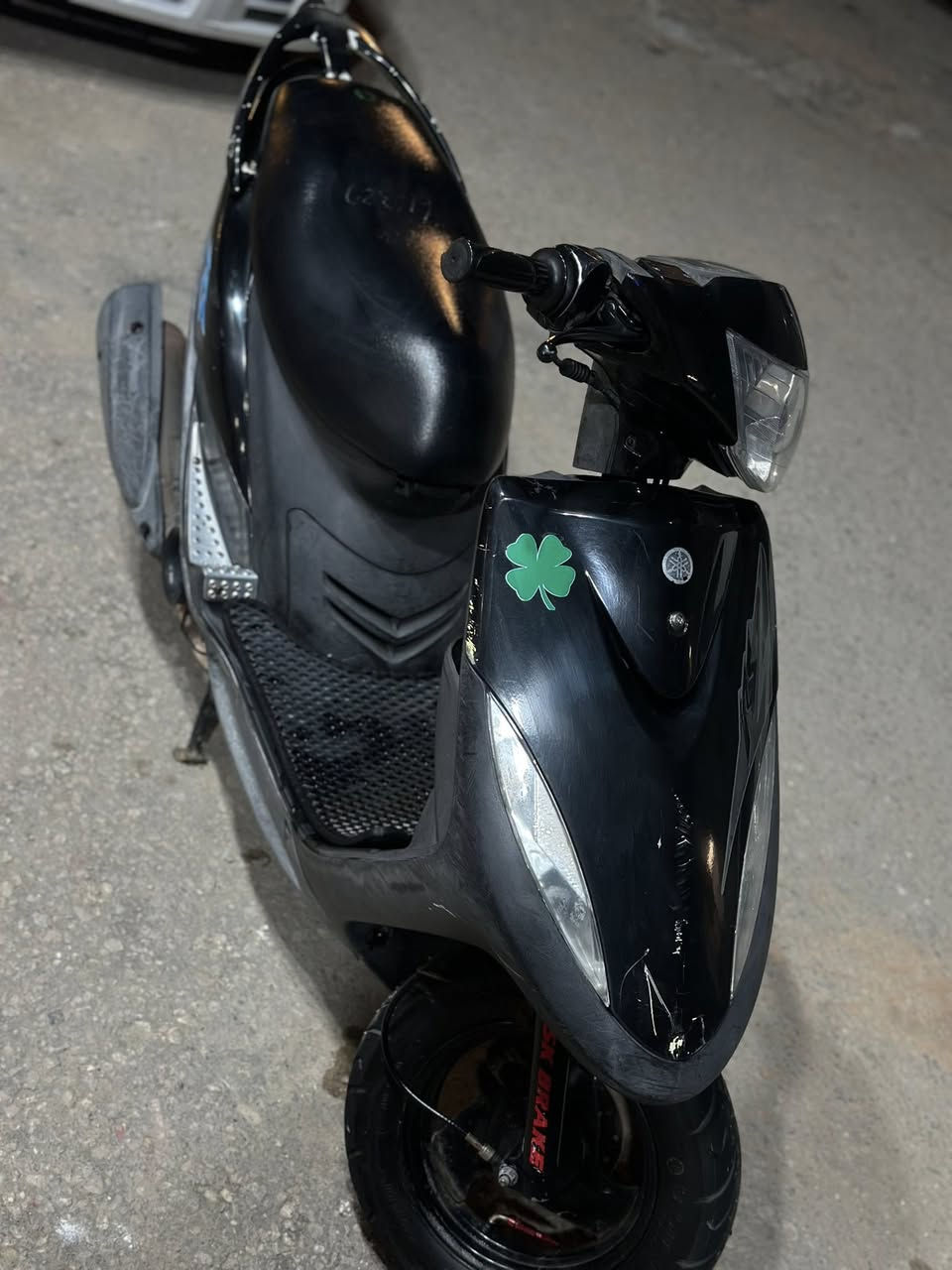 السلام عليكم 
ماكس عدلة كفالة عامة بلادية  ماصار هواي من منزله من الرمبة
شوفت عينك دراجة نضافته ومكينته حلوه 
مكاني النجف الاشرف حي جامعة 
السعر 900 وبيه مجال للشراي 
***********
