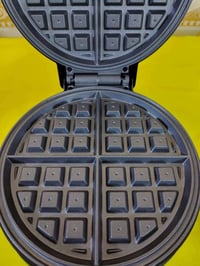 جهاز وافل • سهل سريع • للعائلة