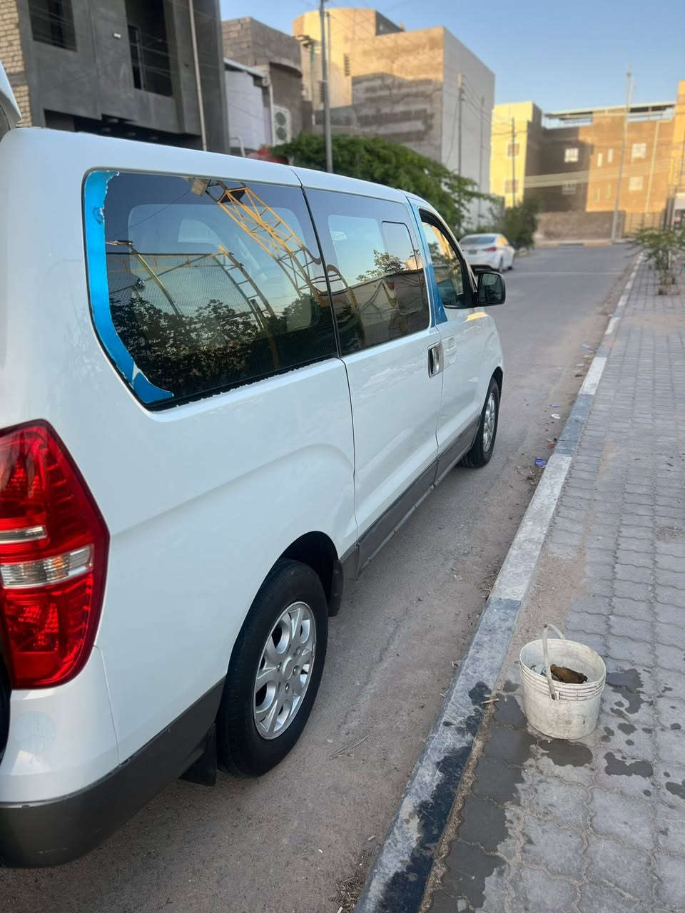 السلام عليكم ستاركس موديل 2010 سيارة مكفولة عام مكانه بصرة السعر  155 / ***********
