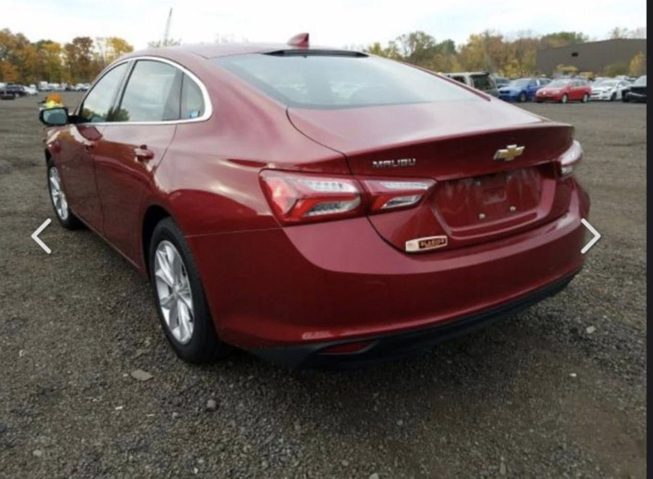 السلام عليكم عندي ماليبو موديل ١٩السياره بدون تبديل بدون صبغ بيه ايرباك ستيرن رقم اربيل باسمي ماشيه ٩٧  للاستفسار الاتصال ***********
استاذ معن
