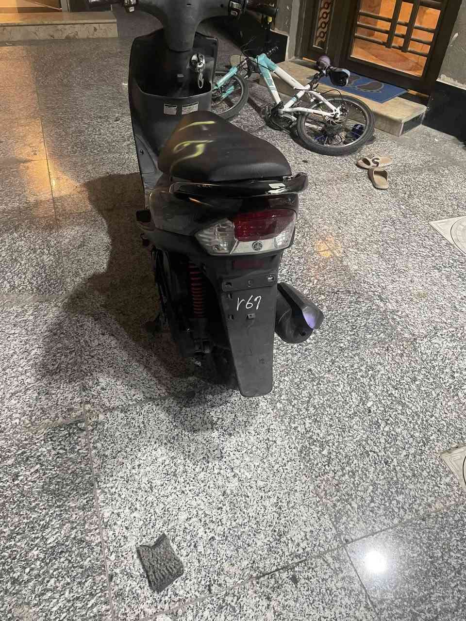 ماكس عدله صارلها يومين من مطلعها من وكيل بس بدلتلها دهن وترستها بنزين عفتها وصلها موجود داجه خت واحد ويا مكينه سلف هندر شاير كلو متر داجه كلها شغاله وكلها بلادي سعرها مليون و٥٠ قفل صار عندي ضرف وريد بيعها كفاله عامه خت واحد ويا مكينه محجه حجي لاتبخير لاتنقيص دهن حته مكينه ماطيحه بعدهي مكاني بصره ياسين خريبط /*********** بخدمت شراي
