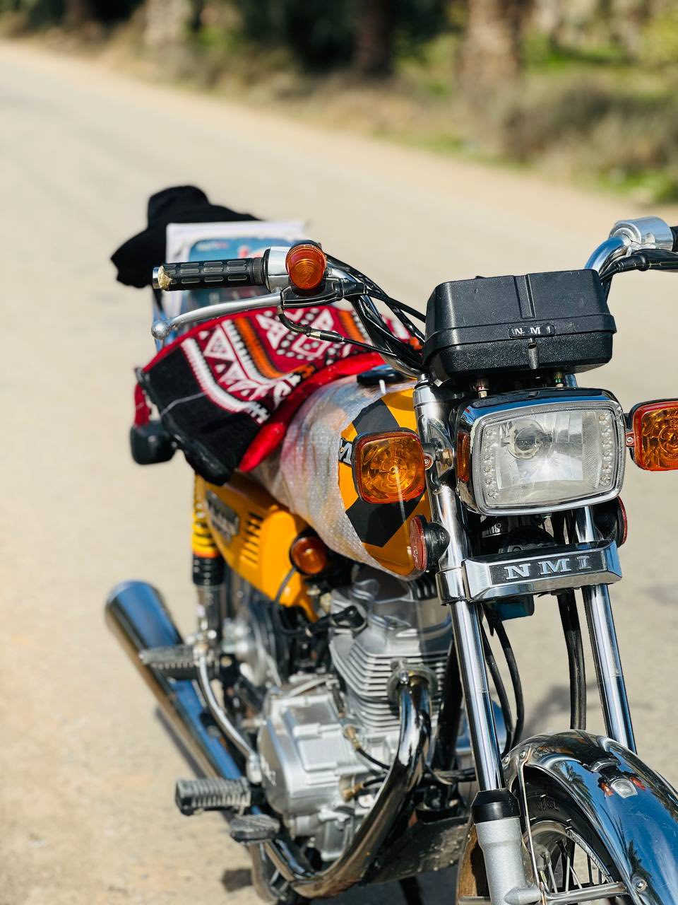 سلام عليكم نامه شلامجه
وراق اصولي من أمها 
موديل ٢٣ 
وكيله أحمد شهاب ابو كربلاء 
دراجه فول الفول احله من الصوره 
الجهاز مو زين ضالمه 
مكاني حله ابو غراق 
رقمي ***********
السعر خاص متواجد واتساب واتصال 

فيس ما متواجد وبيك خير وتدلل
شلامجه بنت شلامجه
