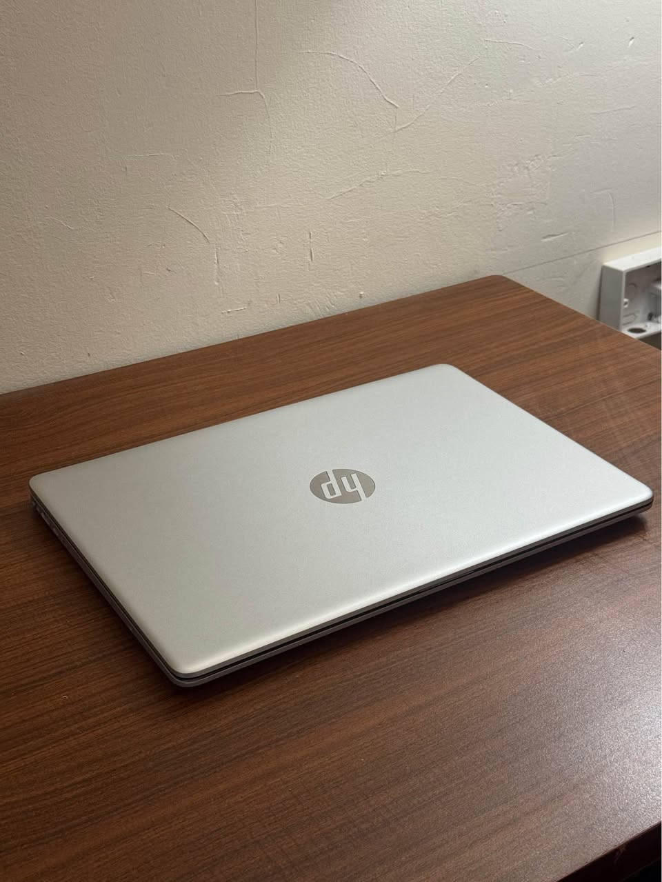 💻 للبيع | HP Laptop 15-dw4xxx 💻
📌 المواصفات:
🔹 الموديل: HP Laptop 15-dw4xxx
🔹 المعالج: Intel® Core™ i5-1235U (الجيل 12)

🔹 الرام: 8GB DDR4

🔹 كرت الشاشة: Intel UHD Graphics

🔹 الشاشة: 15.6” Full HD (1920×1080)

🔹 التخزين: SSD (512)

🔹 النظام: Windows 11 Pro 64-bit

💰 السعر: (425 الف بي مجال بسيط  )

📍 الموقع: (بغداد) بغداد, العراق


**إذا كنت صاحب هذا الإعلان وتريد حذفه لأي سبب، رجاءا أرسل رسالة إلى الدعم الفني**