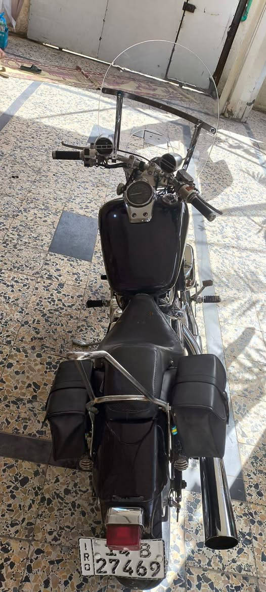 هوندا شادو سلشر 2004 رقم انكليزي سنوية لل2030 هزة جديدة
دراجة نضيفة ومحرك مامفتوح 
فقط بيها دخنة خفيفة بل خانة الاولى تروح وتجي
مكاني بصره صالحيه
سعر 18 وبيه مجال 
رقمي ***********
