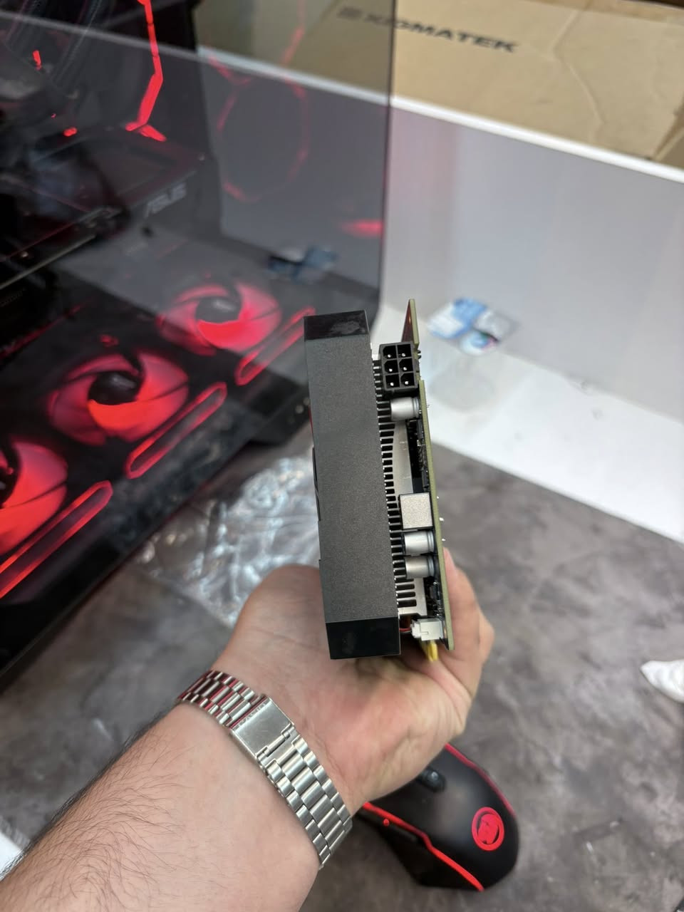 GTX 1650 Galax 4GB
بحالة ممتازة جدًا جدًا بدون كارتون ضمان 6 اشهر للطيبين 
توصيل موجود كذلك وتدللون


**إذا كنت صاحب هذا الإعلان وتريد حذفه لأي سبب، رجاءا أرسل رسالة إلى الدعم الفني**