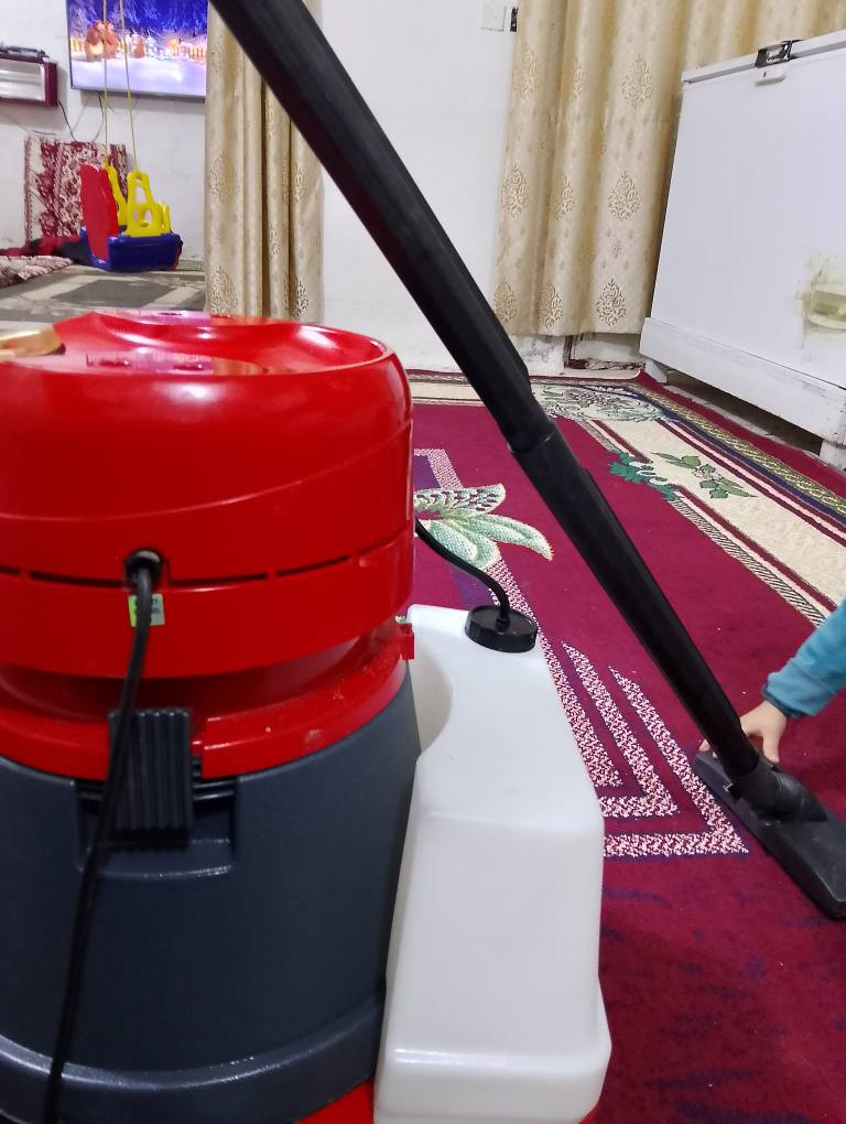 مكناسة وشطافة كهربائيّة السعر 60000
***********
