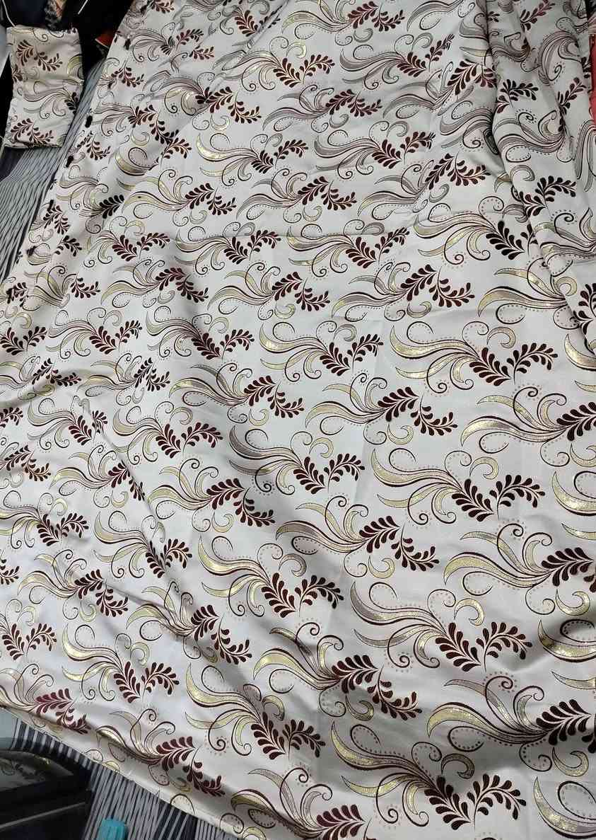 للبيع
بردات. طول 2 ونص وعرض 5 متر
تخم نجاره ثقيل 12 مقعد  ..4 قنفات
استفسار خاص


**إذا كنت صاحب هذا الإعلان وتريد حذفه لأي سبب، رجاءا أرسل رسالة إلى الدعم الفني**