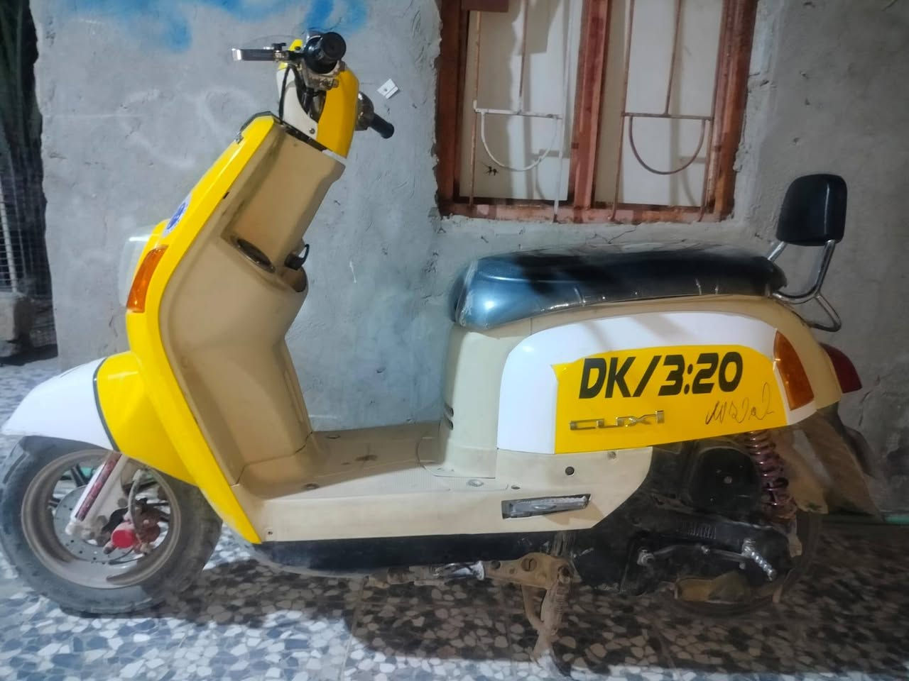 سلام عليكم شباب دراجه ماكس بوليس للبيع شلعه ومعدل خير من الله بوشه 55 هندر رياضي  كهربائياتي شغاله بس الكابريته مامفتوحه  والفيت بم مبدل وانه صارلي شهرين من مشتريه المكان البصره  قضاء الفاو يم مدرسه ميثم التمار شماليه السعر 720 وبيه مجال 
التواصل و استفسار  على هذا الرقم👈***********👉
