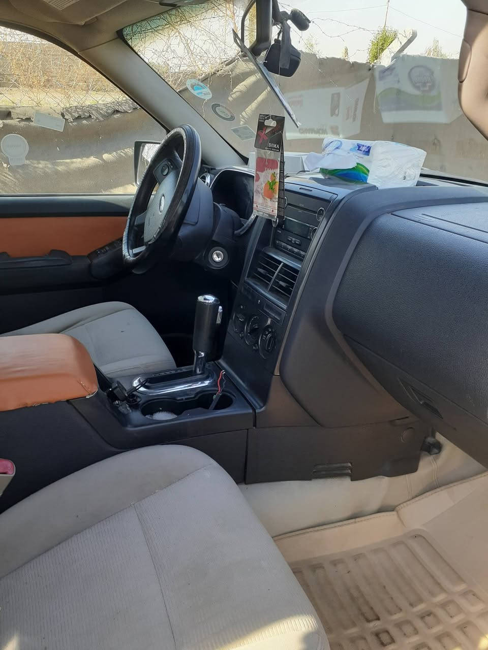 سياره فورد اكسبلور٢٠٠٨
رقم سليماني
سياره مكفول من كلشي محرك وكير ضربه صبغ
عنواني رمادي
السعر،١١٠
للاتصال***********
