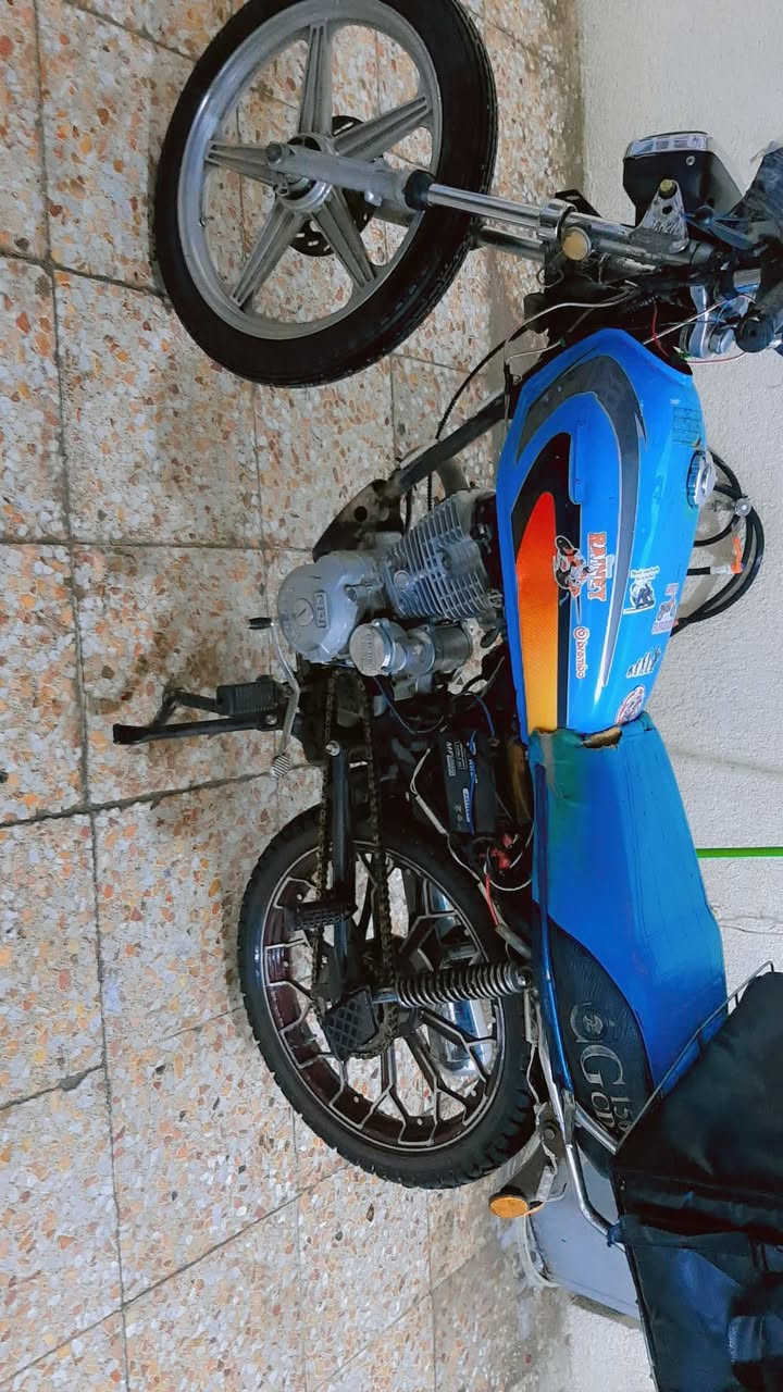 سلام عليكم دراجه إيراني للبيع دراجه خير من الله شغاله هندر وسلف كهرائيات كامله السعر450بيه مجال مكاني بغداد تقاطع درويش ***********واتساب فقط
