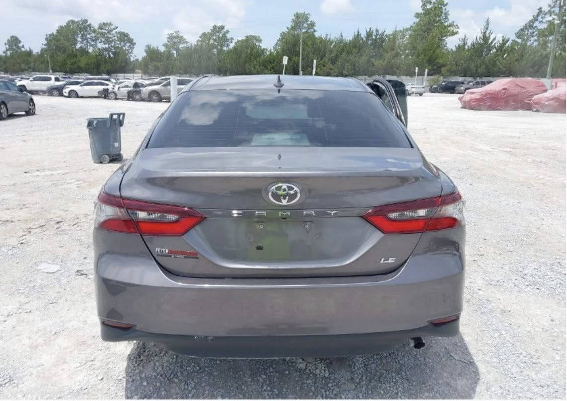 بسم الله الرحمن الرحيم / تويوتا كامري موديل 2024 مواصفات Le سياره ماشية 19 ميل فقط بجم كبس السيارة جديد الحادث فقط بابين موجود بالنشر رقم كاتي اربيل سياره معلومات الاكثر اتصل الرقم *********** واتساب  مكان سيارة اربيل 
تحياتي ل ادمين الكروب 🌹سعر السياره 190 ورقة بية مجال
