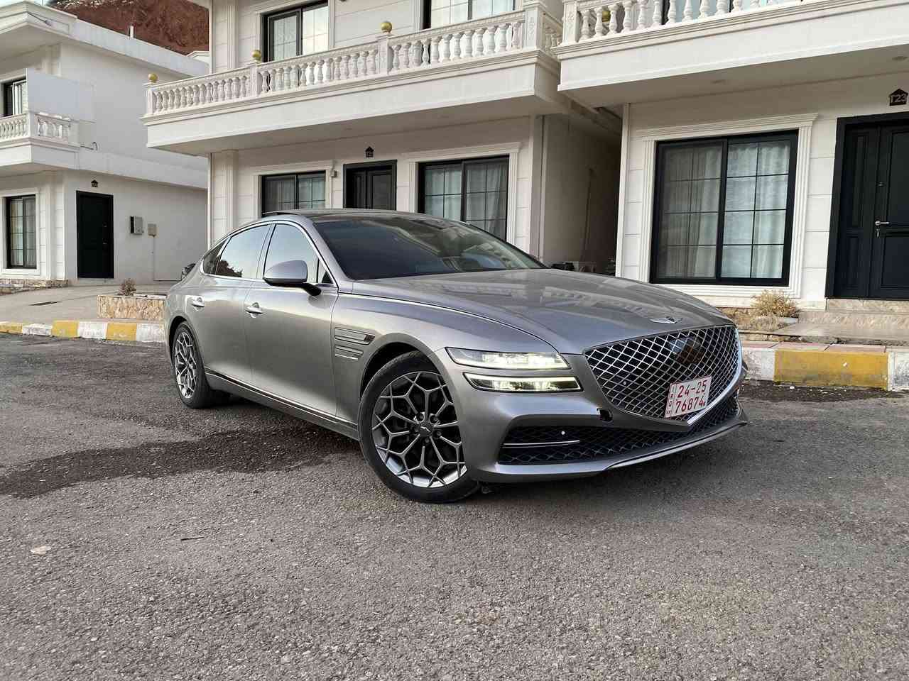 بسم الله الرحمن الرحيم
⚔️Genesis G802.5 L 300 HP Twin Turbo ⚔️
للبيع   🚀 برستيج 🚀
📍مكان السيارة :- اربيل 

رقم الشاصي موجود داخل الصور 

الموديل :- 2023
اللون :-نفطي سقف اسود 
المحرك :- 2.5L  
القوة الحصانية :- 300 HP
العداد :- 21  الف ميل 
الضرر :- جملغ وبونيد ومكان صغير بارد 
والبونيد الاصلي موجود 
المواصفات ⬇️ ( فول)
:- داتا شو 
:- تشغيل عن بعد
:- انارة LED داخل المقصورة 
:- صندوق جك كهربائي 
:- بردات جانبية 
:- بردة خلفية كهرباء 
:- كشنات ديزاينو 
:- ستيرن كهرباء +
:- 5 وضعيات قيادة ( Eco - Comfort - Sport - Costuom )
‏:- Auto Hold
:- شحن وايرليس
:- سستم سماعات Lexicon
:- بانوراما
:- شاشة كبيرة
:- رادارات امامي وخلفي وجانبي
:- كشنات جلد + كهرباء 
:- كشنات تدفئة + تبريد
:- حساس360 درجة 
:- حساسات امامي وخلفي
:- نظام تحديد المسار 
:-  وبعد بيها مواصفات المعروفة 

ملاحظة :- كير ومحرك وصدر وكهربائيات كله بشرط 

السيارة رقم كاتى تترقم اربيل دهوك سليمانية 

 💵 السعر  275$ ورقة وبيه مجال للشراي 

للاستفسار اتصل :- 
***********    /  Viber + WhatsApp
