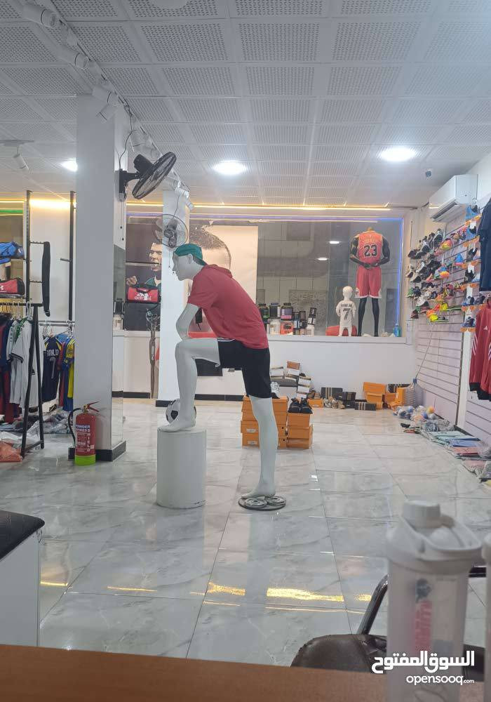 تصفية محل ومتجر ملابس رياضية وتجهيزات ومستلزمات رياضية شبابية واطفال وكل شي يخص الرياضة

الرقم 

***********
