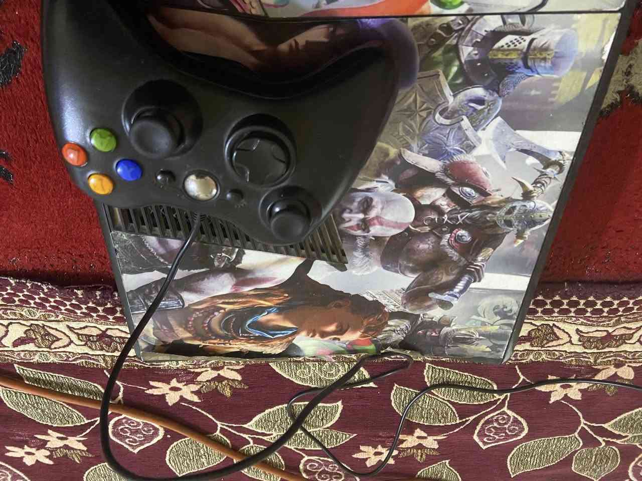 مرخصه الادمن سلا عليكم عندي اكس بوكس 360مهحر جهاز نضيف مامستخدم شتريته والتهيت بل الشغل ***********عنواني بغداد مدينه صدر
