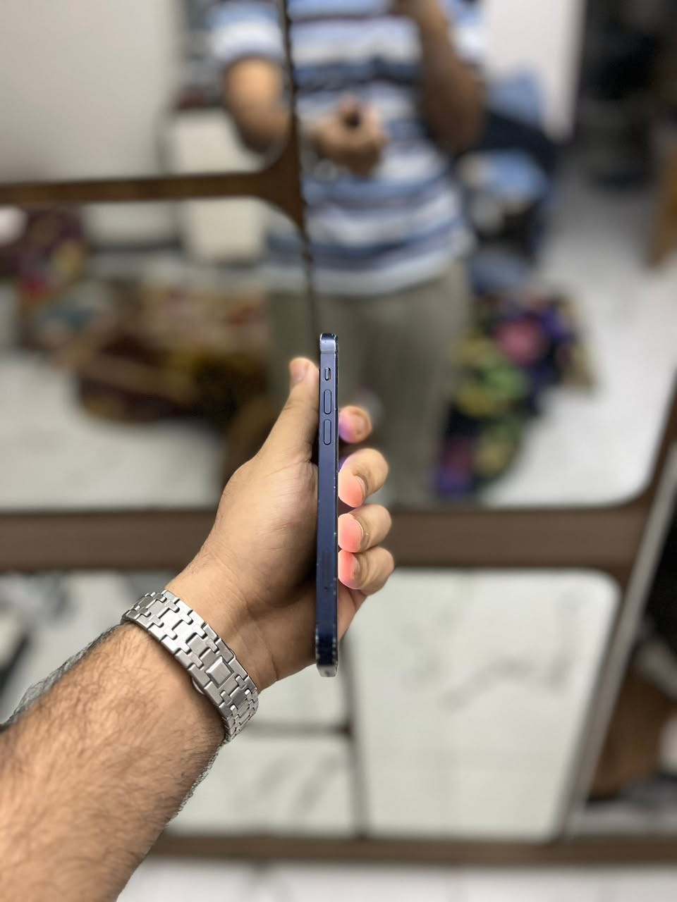 للبيع ايفون 12 عادي مبدل شاشة وبطاريه فيس إيدي واكف ذاكرته 128 متوازي على بيعته هذا رقمي 
***********
