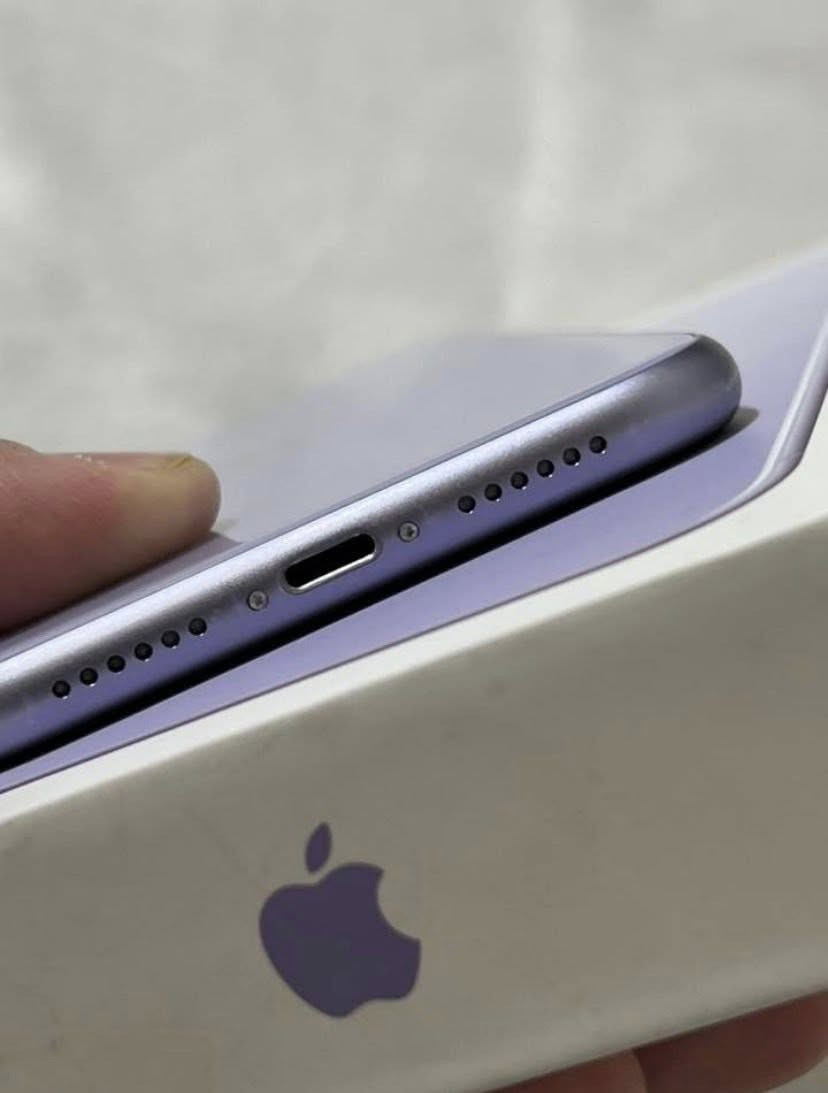 آيفون 11 عادي ذاكرة 128 بطاريه 77 وتر  كفالة عامة ضمان سنه مامفتوح ولا مبدل بي شي. لون مميز  كدامك  المكان حله قرب محطة وقود البو عجاج  السعر  250 وبي مجال بسيط 

تواصل :  ***********
