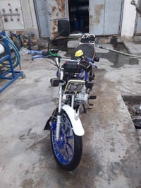 مطور لبيع ٠٧٧٢٣٨٨٣٧١٧