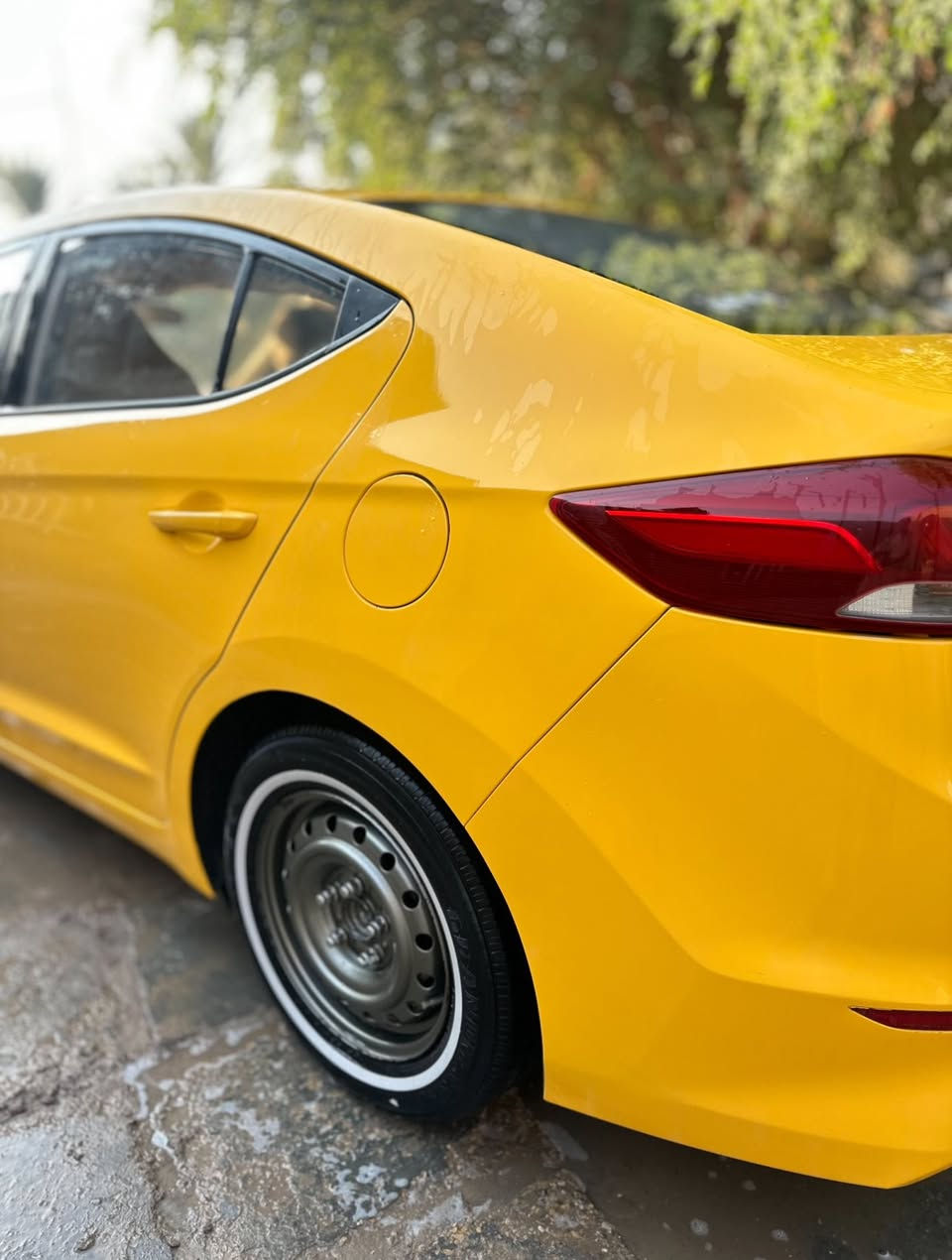 السلام عليكم ورحمة الله وبركاته
الانترا 2017خليجي مكفولة
محرك 2000 باسمي مداور  بنفس لوقت
مصفره هيئه وغرامات جاهزه مـن كلشي مكاني السماوه ***********
