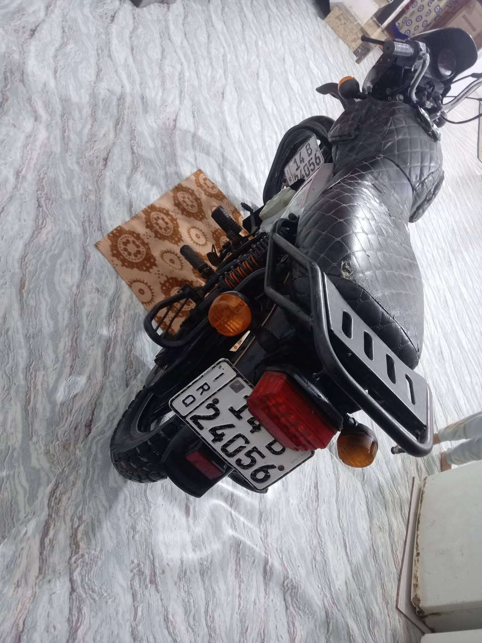 سلام عليكم شباب دراجه بوكسر فحل البيع مديل 18 رقم سنويه كلشي شغال كهربايات نضيفه كلشي ما ناقصه دكت سلف  مكاني بصره كرمه
سعر1500 
***********
