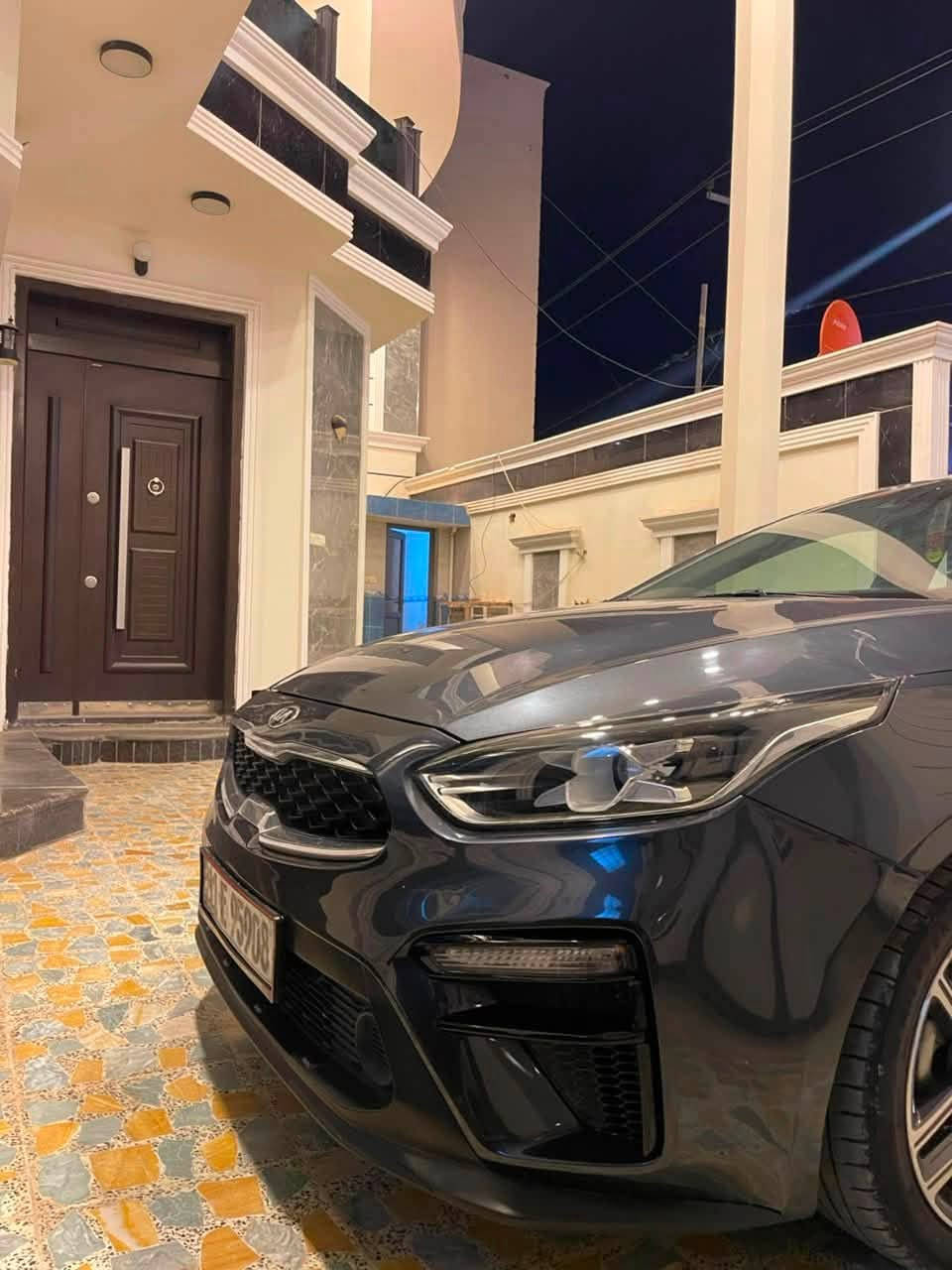 فورتي 2020 Ex
سياره فول عده البمصه

مكينه 2000 دوش

كير At

ماشيه155كيلو حقيقي

سياره فتحه 

تبريد قطعتين

كشنات تدفئه

شحن لاسلكي 

حساسات مري 

واشاير مري 

تحكم استيرن جهتين 

لايت زنون

وبعد بيها هواي وهي فئهex معروفه 

حادث امريكا سونار موجود 

وهنا صار بيها باب عكس السائق تبديل

بلادي نفس اللون

السيارة بأسمي تحويل مباشر 

مكان السياره الأنبار فلوجة

توصل خاص او اتصال على الرقم 

***********
