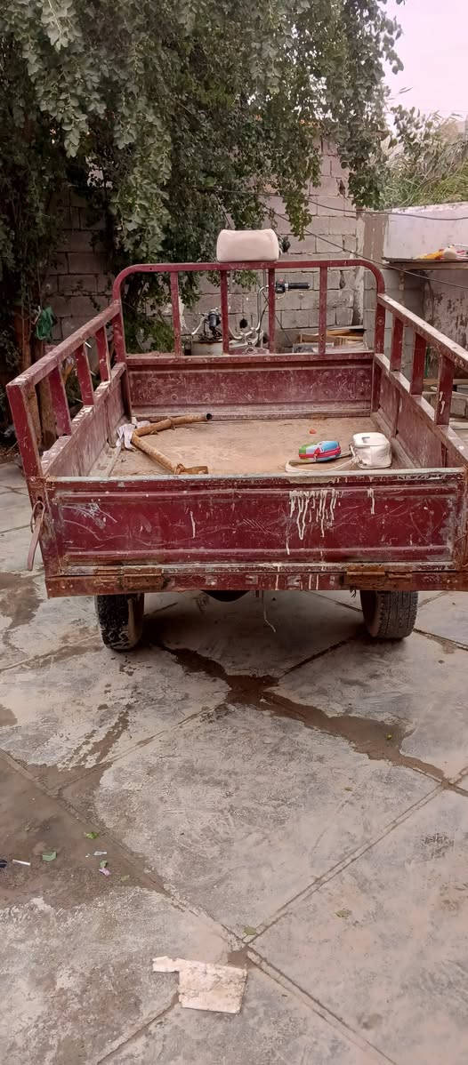 لبيع السعر 7050رقم ابيض وسنويه مكاني بصرة جبيله قرب نادي البحري واتساب ***********
