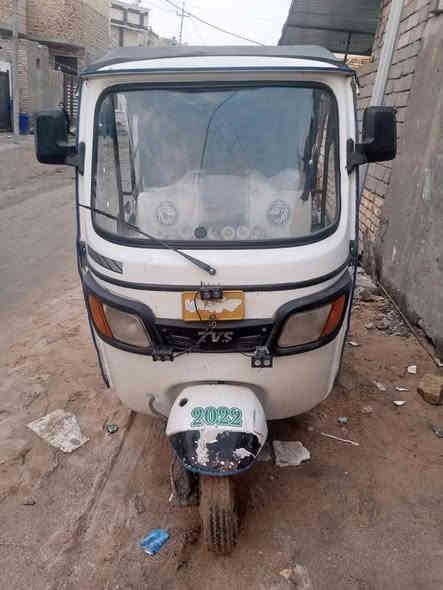 تكتك 21 رقم وسنويه السعر 5800
ناصريه مركز ***********
