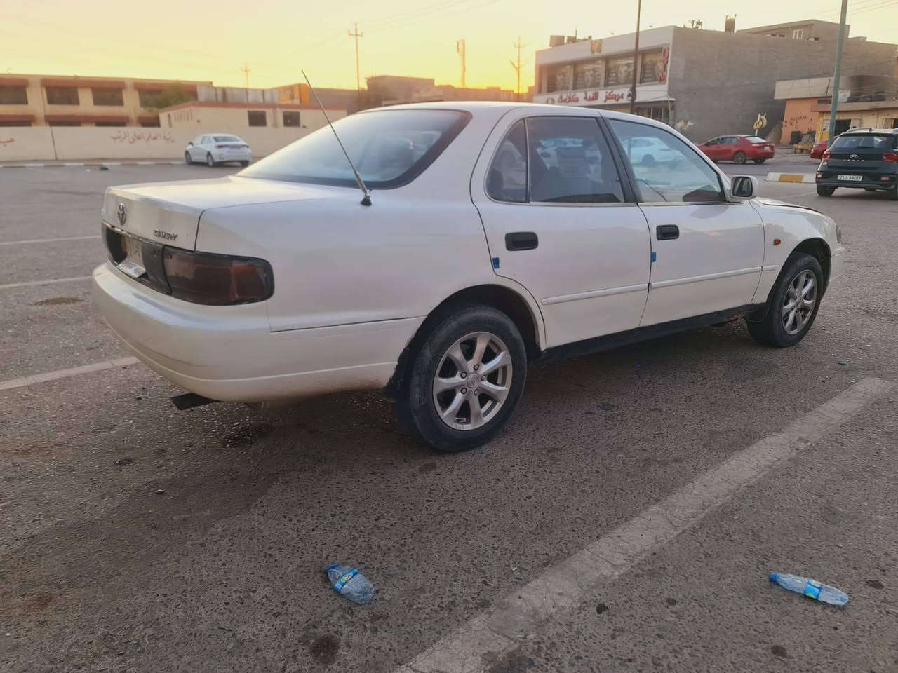 🚘 للبيع كامري 1992 🚘
▪️ اللون: أبيض ▪️ المحرك: 2200 (أبو الجف المرغوب) جديد شرط  ▪️ التبريد: ثلج  ▪️ يوجد قطعة صغيرة معجون بونيد ▪️ جامرلغ ▪️ الصبغ حزام للجمالية فقط
📌 رقم كركوك - مشروع وطني 📌 بطاقة بنزين موجودة 📌 صاحبها الشرعي موجود سنوية لل28 
💰 السعر: 57 قابل للتفاوض بالمعقول
📞 ***********
