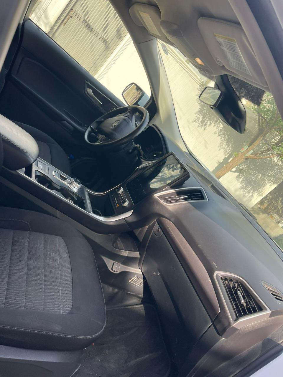 فۆڕد ئیدج مۆدێل 2024 , پێش و پشت کەپسە ڕسمی سۆنەرم داناوە ، دەرگا و چملخی لای سیاق صبوغه لەگەڵ بستێک لێواری بۆنیتی ، شاشە تێسلا و مواصفات se ، رەقەم هەولێرە و سەنەوی نوێیە تا 2032 , داوای 176$ وەرەقە لێدەکەین و مجالێکی کەمی تێدایە…

***********
*********** أربيل, العراق
