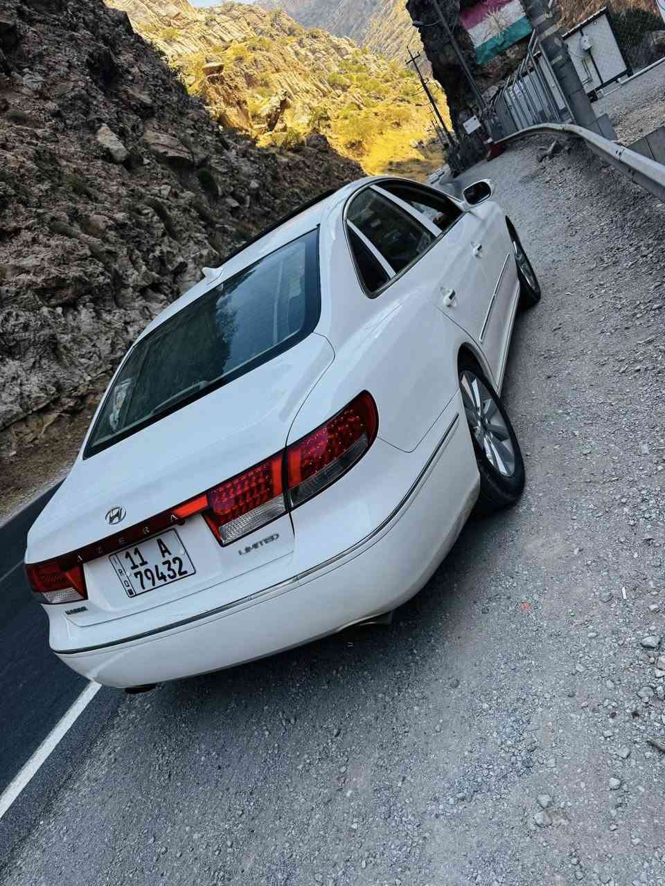 سلام عليكم للبيع ازيرا 2009 فول ليمتيد رقم بغداد باسمي هزه وسنويه ورقم كله جديد تخم تاير جديد حداديه اذا مو زيرو مرجوع صار أسبوع شديت حداديه السياره جانيها بس صار عندي ضرف حادث بس جاملغ امامي مصبوغه عام جماليه شرط بدون معجون بيدي صابغها عندي تصوير قبل الصبغ لا يت زنون بلادي منضومه زنون عالي ناصي بلاجكتور برده خلفيه كهرباء مرايات شفط سماعات انفنتي شاشه كشن جلد كهرباء هيترات بلكشن مكينه وكير بلكارتون ترايك للسعوديه السعر 105 جوه السوك بس محتاج 
الديوانية قضاء الشاميه ***********
