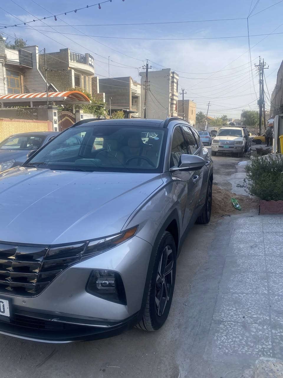 توكسان موديل 2024 واردامريكي هايبرد حادث جاملغ الأيمن امبدل ومصبوغ وأربعة أصابع بالحافة مال بنيد  فقط بدون شاصي او لغد بدون ايرباك فول واحد على واحد هاترك يعني بنوراما جلد خمس كامرات تدفئة تبريد بالكشنات ذاكرة كشن هواي بيها مواصفات  رقم بغداد انكليزي ابسمي ماشية 14الف مكاني بغداد الجديده السعر 215 وبيها شي بسيط ***********
