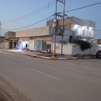بيت ومحلات للبيع المساحه 315 خمس محلات  خمس غرف نوم 5ونص /4 صاله  10/4...