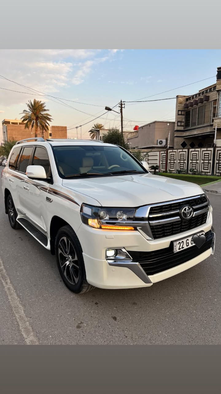 السلام عليكم

تويوتا لاندكروز  شركات

2021   رقم اربيل الجديد باسمي تضليل سنويه 

مكفوله من صبغ وتبديل 

المواصفات

سلايد 

كراسي جلد   
 

تشغيل عن بعد اصلي

شاشة اصلية 

مري قلاب

تحكم ستيرن 

دبل ماوس

انارة ترحيب 

ثلاجة

فوريل 

حساس امامي+خلفي

اشارة بالمري

شاشه اعطال 

بوصله 

وباقي المواصفات المعروفه

سياره حيل جديده اي نقص مابيه كير محرك بلادي  

مكاني بغداد حي الجامعه 

***********

السعر510 وبيها مجال للشراي
