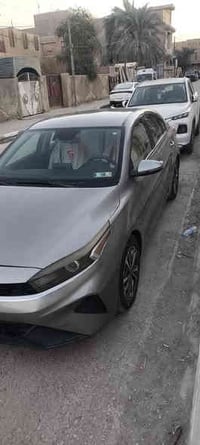 فورتي 2023  لون فيلي مكينه 2000 دوش معوقين مثنى   مواصفات ... تحكم است...