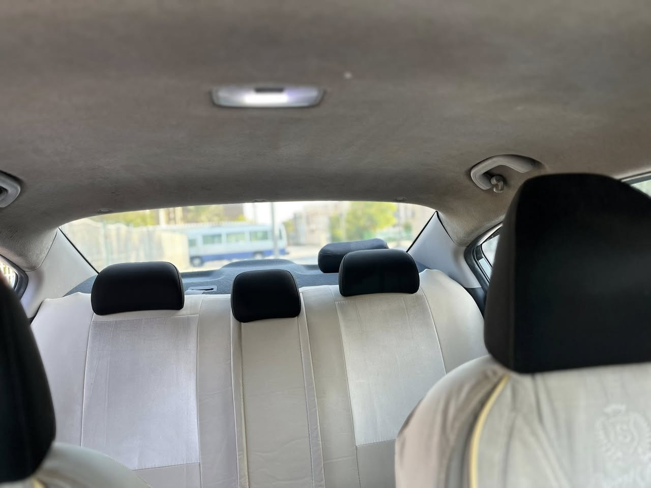 السلام عليكم 
كيا فورتي للبيع موديل 2017 لون ابيض 
سنويه لل 2030 
محرك 2000 دوش كير AT 
تحكم استيرن
 شاشه نظام أندرويد 
كأمره دواره 
حادثها من امريكا جاملغ امامي جهه اليمنى تبديل 
ووالابواب نصف مصبوغات اثر شخط أثناء الحادث وكما موضح بالسونار والصور 
ماشيه 164 
واني مبدل فقط كازكيت بسبب إرجاع الماء من الراديتر إلى الدبه 
ومبدل راديتر جديده ولف حماوه جديد من أثناء تبديل كازكيت 
السعر 120$
مكانها النجف 
للاستفسار ***********
