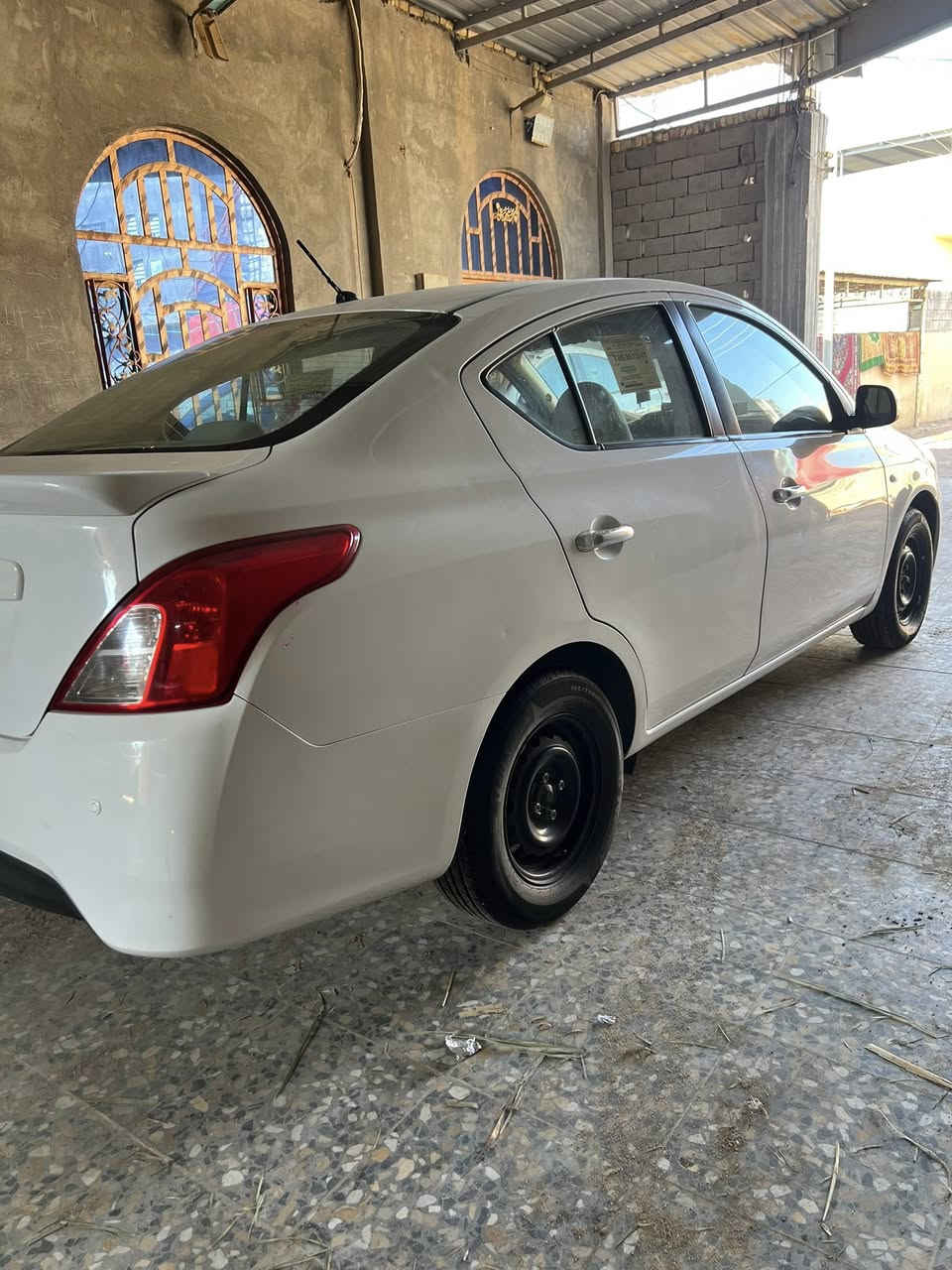 سلام عليكم  ( بصره شط العرب جزيره )
سياره للبيع نيسان سني هندي بليته زركه مديل 20 سنويه جديده لل 31  بسم ولد صديقي بل  بصره  مو بسم كردي وعدي وكاله بيهه  سياره جاهزه من كلشي ماشيه 90 الف كفاله من الضربه القويه بيهه كم بارد خفيف  السعر 107 وبيهه مجال البصره شط العرب الجزيره  ***********
