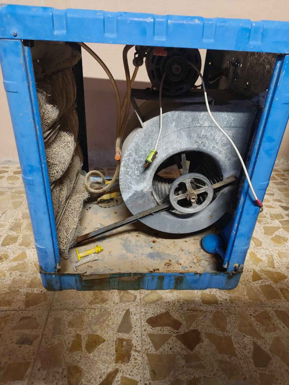 مبردات للبيع نظيف عندي ثلاثه ***********
