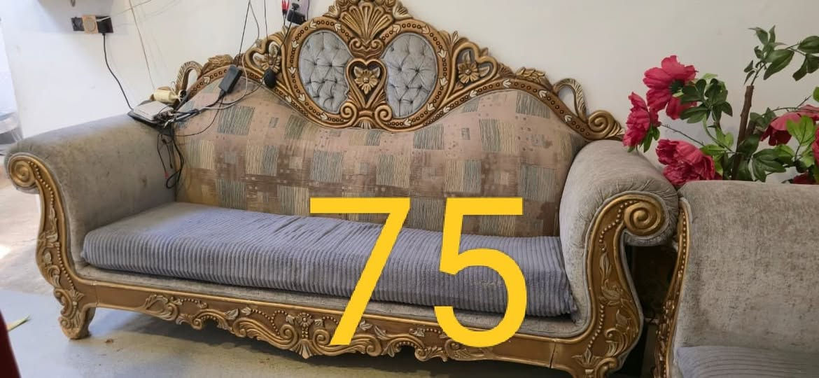 سلا عليكم غراض بيت للبيع والسعر داخل الصور مكاني بعقوبه تقاطع القدس للستفسار اتصل ودلل***********
