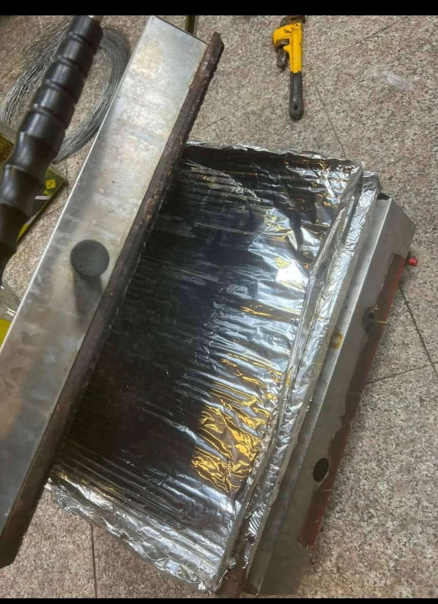 غراض مطعم للبيع نظيفة  كما موضح في الصور مكاني بغداد /تاجي (شركة الصمود  )
السعر (1مليون ونص) لا تكسر بيهن كلش مستعجل وماعندي مكان 
***********
