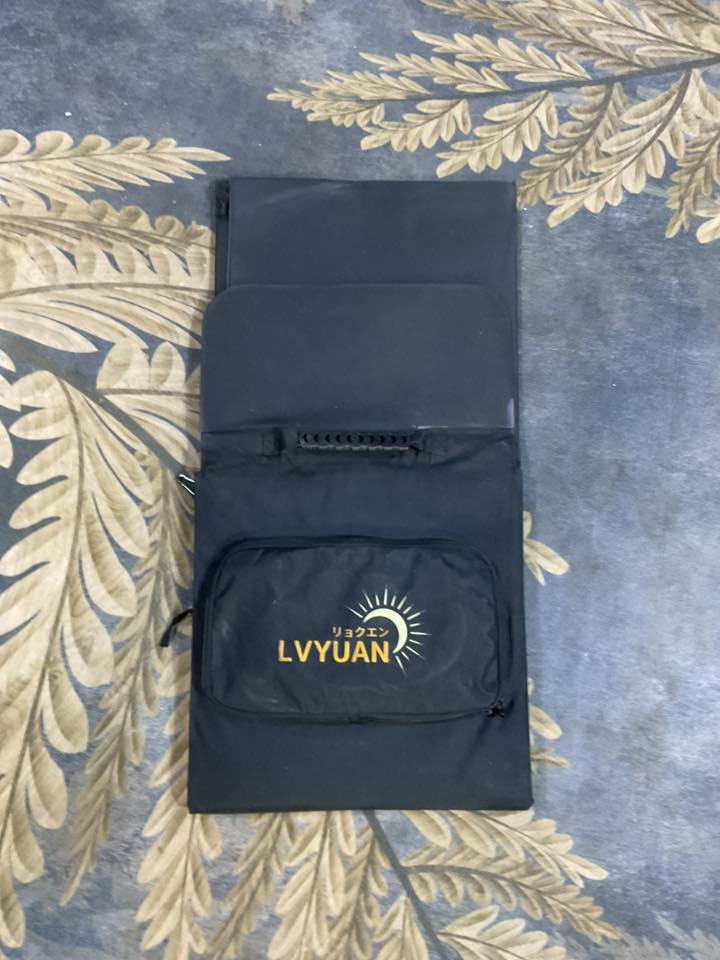 الواح طاقة شمسية مستخدمة قليل قدرتها 200w  تصير بحجم جنطة اللابتوب السعر ١٢٥


**إذا كنت صاحب هذا الإعلان وتريد حذفه لأي سبب، رجاءا أرسل رسالة إلى الدعم الفني**