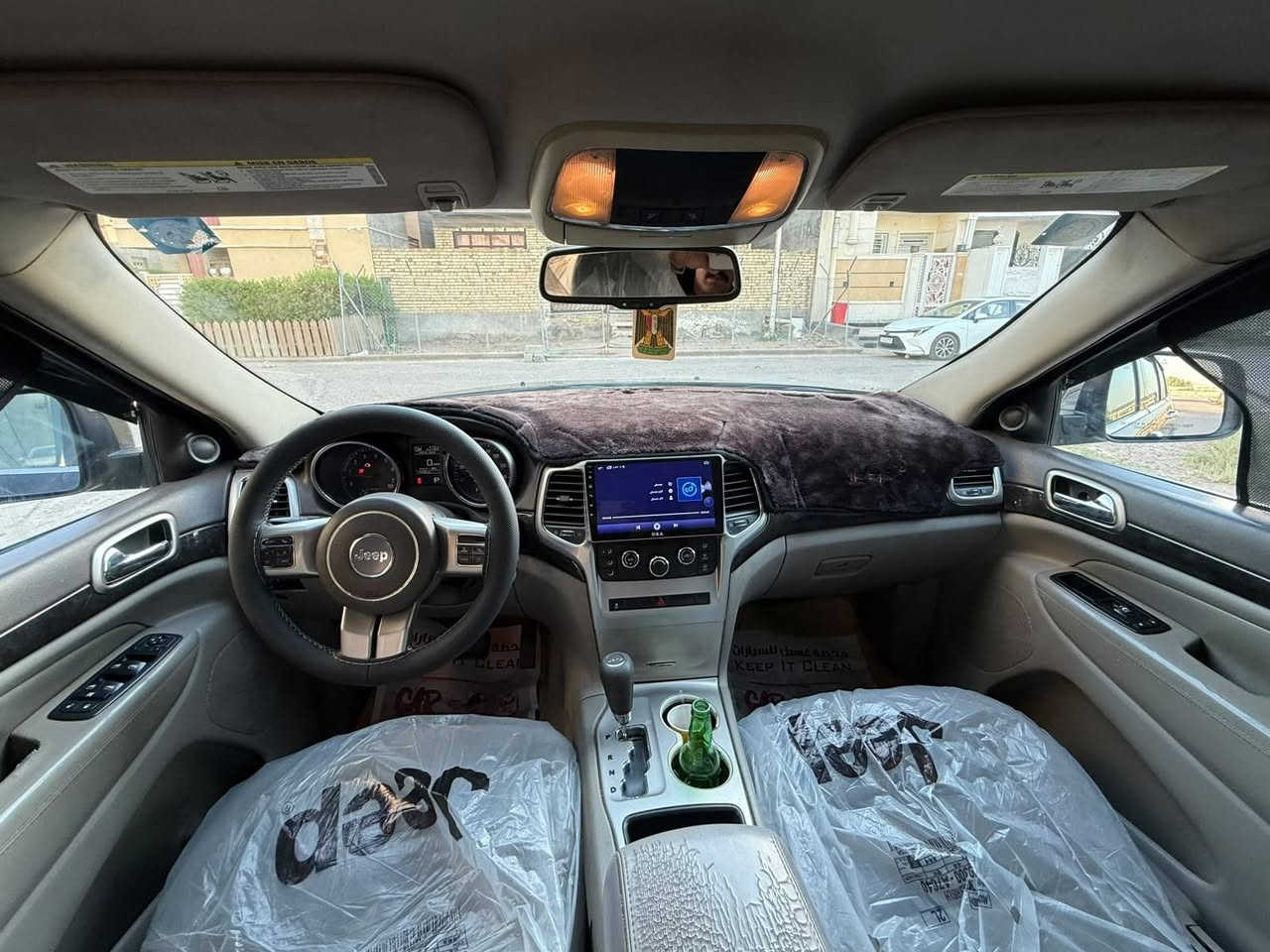 السلام عليكم للبيع او مراوس جيب لاريدو موديل ٢٠١٢ محرك ٦سلندر تدفئة وتبريد شاشه كاميرا داخل نظيف جدا كهربائيات كلهه تشتغل صدر امامي وخلفي جديد تخم تاير نظيف جاهزه بدون نقص بيها تبديل قماره بسبب تعرضها لحادث خلفي من الاعلى شواصي ولغود وتكم من يده الباب وجوه مكفولات يعني ممكلوبه ولا جافيه بجم مكفول رقم بغداد دولي جديد سعرها ١٢٨ مكانها بغداد الدوره ابو دشير هاتف *********** وبيها مجال ان شاء الله تعالى بغداد, العراق

