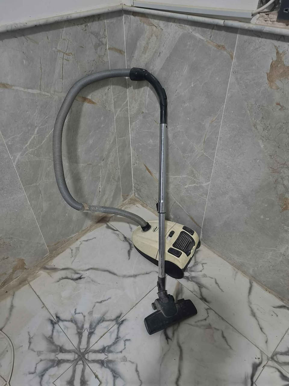 تخم 10 نفر ومكنسه كهربائيه شغاله وطبله ب100 الف كربلاء المقدسة في حي القدس قرب المحطه اي استفسار خاص. كربلاء, العراق


**إذا كنت صاحب هذا الإعلان وتريد حذفه لأي سبب، رجاءا أرسل رسالة إلى الدعم الفني**