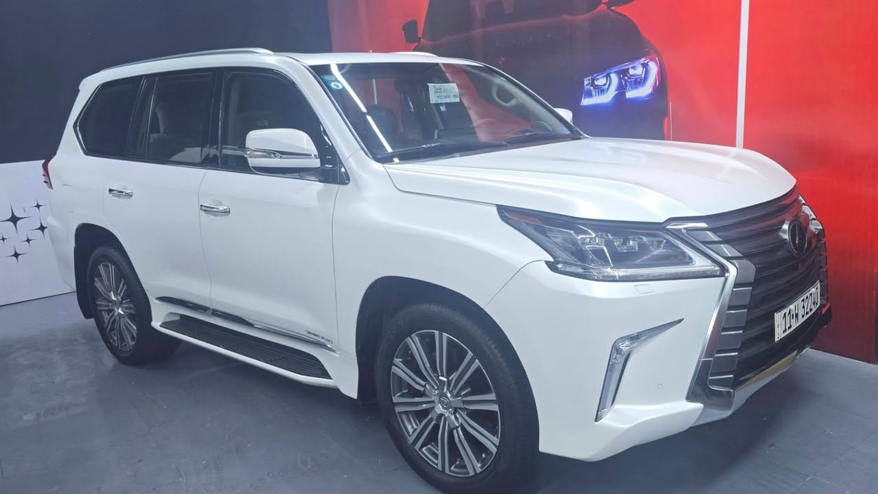 لكزز سوبر سبورت مديل نهاية 2017 اخت الجديدة بريم اصل ماشية 44 الف فقط بشرط الف فحص
مغلفة PPF اغلا نوعية ب 3700$
سيارة حيل جديده كفاله عامه   جديده جدا بحالة الوكالة استخدام نادر لان اني مستقر بغير دولة وعندي سيارة اخرى ايضا
ماشية فقط 44 الف السياره جاهزه من كلشي 

💎 ســعــر ✅ ::  الــرد تلقائي📮

فول فول مواصفات شاشة كبيرة لمس كاميرا 
حاسة رادارات كشن جلد كشن كاراباي بصمة 
 تشغيل عن بعد تحكمات ستيرن بلتوس اوكس
 كار بلي أوتو ستوب للتحذيرات تبيرد مركزي
 تحديد سرعة محرك 8 سلندر
محرك كير واير بشرط مامفتوح 
سيارة حيل نظيفة كلشي عل بلاد جديد 
سنوية هزة كلشي جديد مدفوع لـ
باسمي السنوية بشرط تحويل وغرامـة
سيارة مابيـها دينار مصرف كامل من كل نواحي

رقم صاحب سيارة
*********** + واتساب
